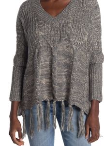 NWT Love Token  Tassel Trim Cable Knit Swe…